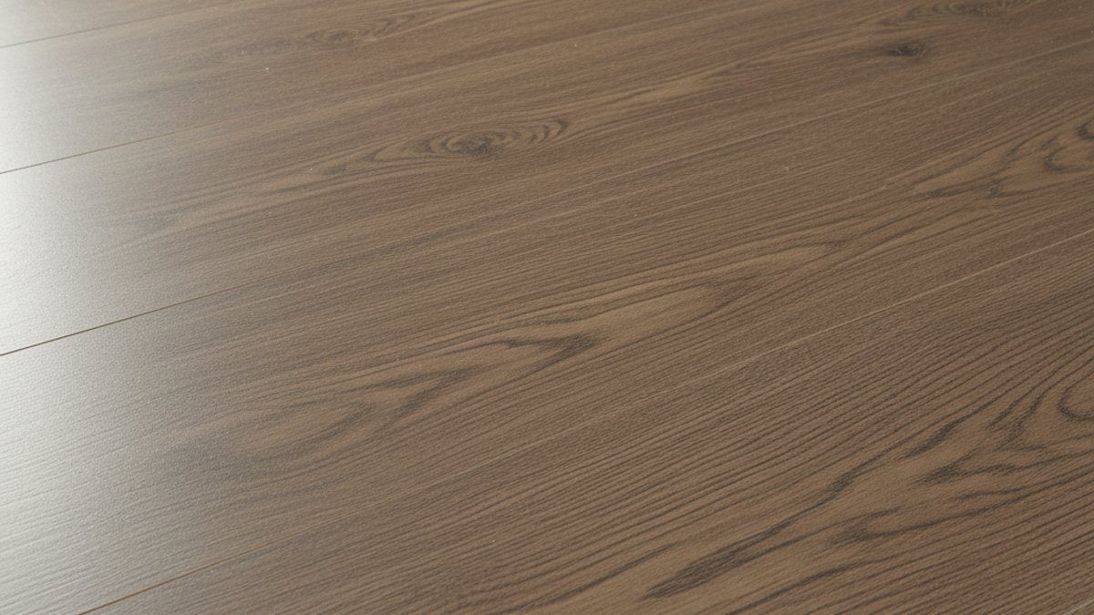 Sàn gỗ công nghiệp với vân gỗ chân thực, bề mặt chống trầy