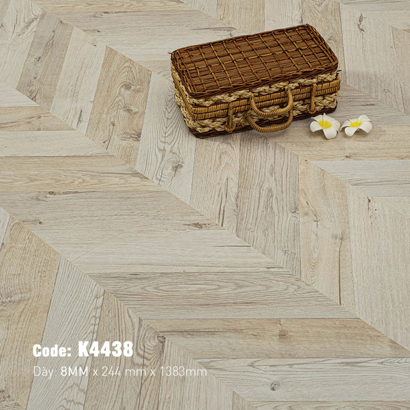 Sàn Gỗ Công Nghiệp Xương Cá Kaindl 8mm K4438