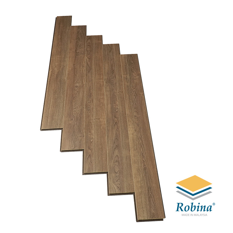 Sàn Gỗ Công Nghiệp Robina 8mm Bản Nhỏ O136